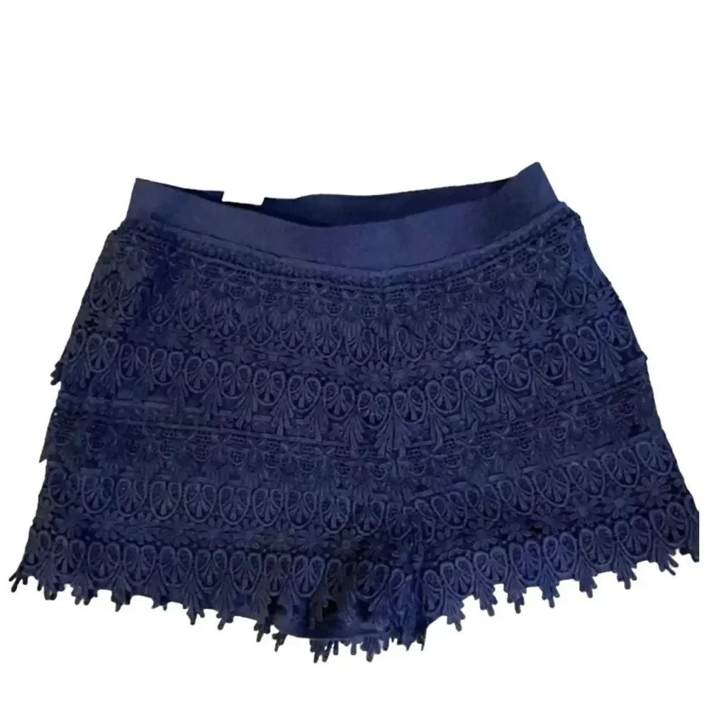 Express lacy shorts Navy Women’s size XS NWT Feminine Neutral Classy - Picture 2 of 6